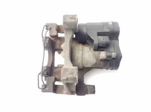 Volkswagen Golf VII (2012–2026) Tagumine pidurisadul 8V0615423D - 2