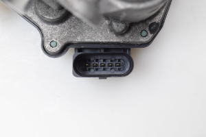 Volkswagen Golf VII (2012–2026) Accelerator valve 04L128063T - 2