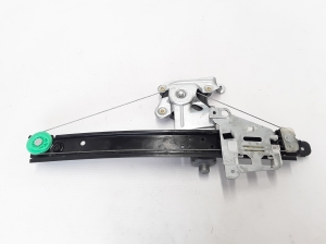 VOLVO XC70 (2000–2007) Rear side door window regulator 31253719 - 2