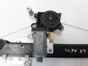 VOLVO XC70 (2000–2007) Rear side door window regulator 31253719 - 3