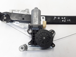 VOLVO XC70 (2000–2007) Rear side door window regulator 31253720 - 3