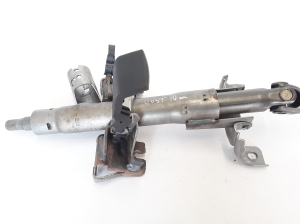 Dacia Duster (2010–2017) Steering column and its parts - 3