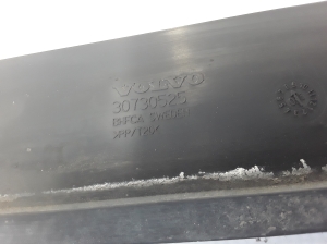 VOLVO XC70 (2000–2007) Intercooler bracket 30730525 - 3