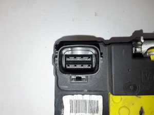 VOLVO XC70 (2000–2007) Front door lock 30699749 - 4