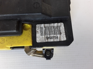 VOLVO XC70 (2000–2007) Rear side door lock 30699754 - 4