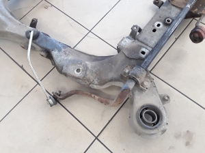 VOLVO XC70 (2000–2007) Front subframe 30793296 - 3