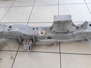 VOLVO XC70 (2000–2007) Front subframe 30793296 - 5