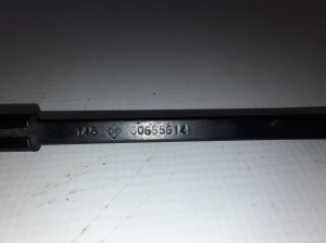VOLVO XC70 (2000–2007) Windshield wiper arm 30655614 - 3