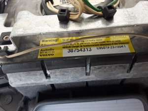 VOLVO XC70 (2000–2007) Fahrerairbag 30754313 - 5