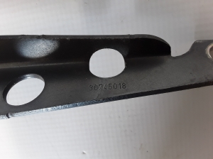 VOLVO XC70 (2000–2007) Hood hinge 30745018 - 3