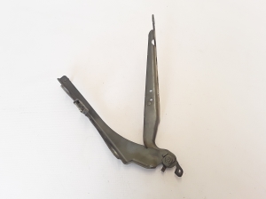 VOLVO XC70 (2000–2007) Hood hinge 30716744 - 3