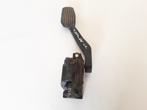   Accelerator pedal  - 30683515 