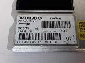 VOLVO XC70 (2000–2007) Airbagsteuergerät 30667469 - 3