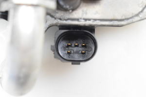 Volkswagen Golf VII (2012–2026) EGR valve 04L131501S - 4