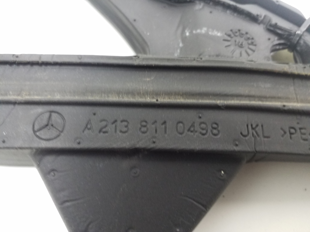 MERCEDES-BENZ E-Class W213/S213/C238/A238 (2016-2024) Priekšējā labā spoguļa apdare A2138110498 18802081