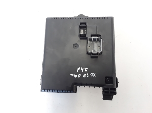 VOLVO XC70 (2000–2007) Kaitsmekarp salongis 30728512 - 3