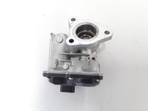  EGR valve 