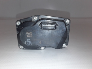  EGR valve 