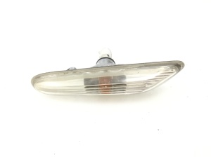Seitenblinker Kotflügel vorne - 8384104