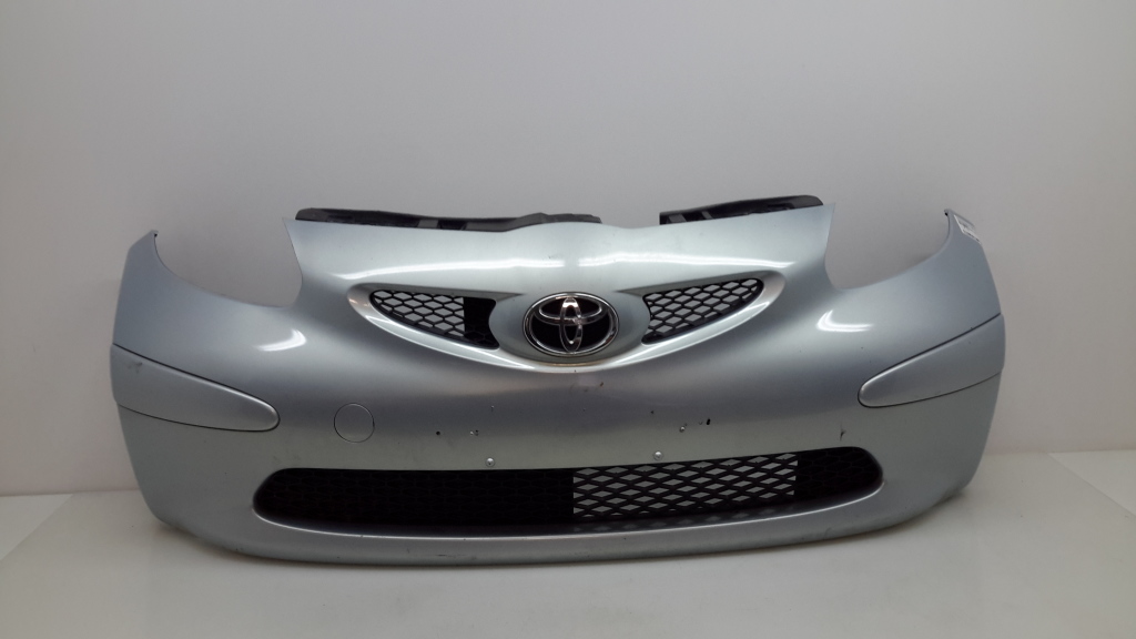 TOYOTA Aygo 1 generation (2005-2014) Бампер передний 521190H030 20975021