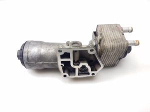 AUDI A4 B7 (2004–2008) Oil filter housing 045115389E - 2