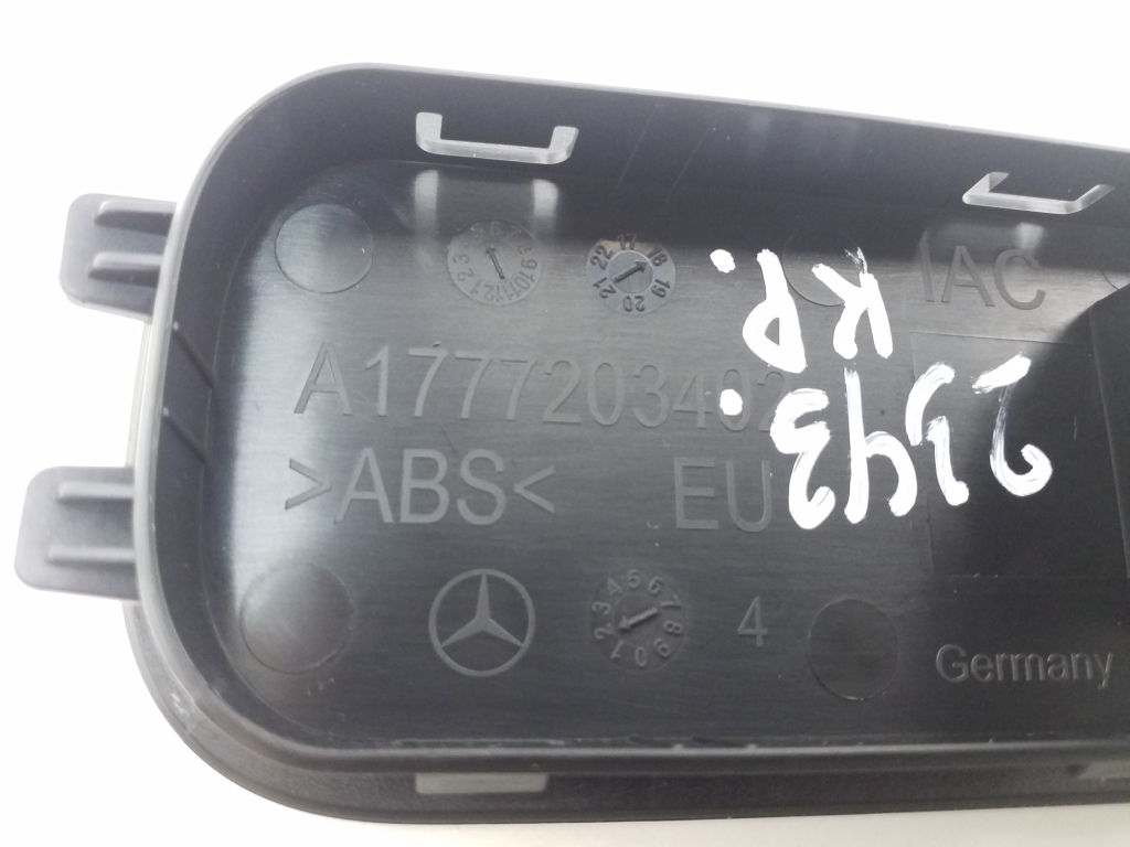 MERCEDES-BENZ A-Class W177 (2018-2024) Front Left Door Window Switch A16790502019051 21008105