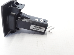 VOLVO XC70 (2000–2007) Hazard light switch 30710106 - 2