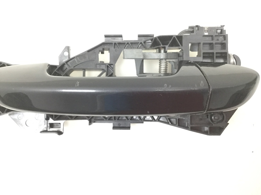 VOLKSWAGEN Passat B6 (2005-2010) Kreisās puses bīdāmo durvju ārējais rokturis 21389709