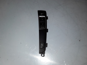 Slēdzis un tā detaļas - 9202951 02