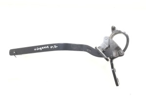 Charnière de couvercle de coffre - 7L5827302