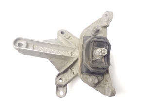 NISSAN Note E11 (2005–2014) Getriebehalter 8200043084