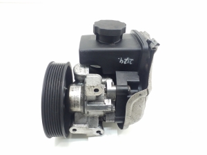   Power steering pump 