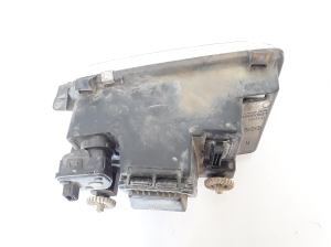 Volkswagen Caddy II (1995–2004) Headlight - 2