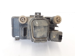 Volkswagen Caddy II (1995–2004) Headlight - 4