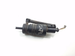 Mercedes Benz C-Class 203 (2000–2007) Front windshield washer pump A2218690121 - 3