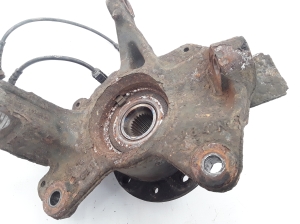 RENAULT Megane III (2008–2016) Front wheel hub 400140080R - 2