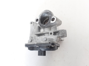  EGR valve 