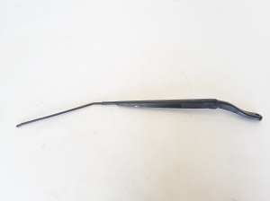   Windshield wiper blade 