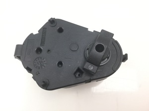 BMW 5 SERIES E60 (2003–2010) Salongi soojenduse klapi mootor 69303059 - 2