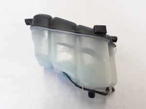  Tank for coolant 