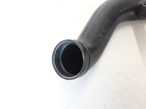  Air intake hose 