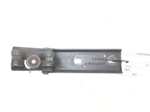 Sliding door bracket - 311973E