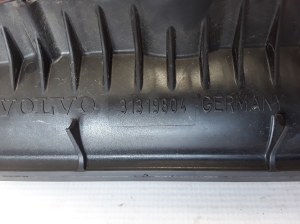  Intake manifold 