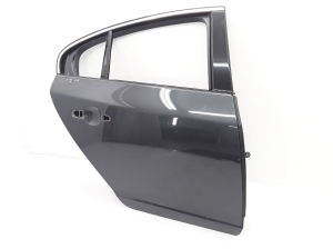  Rear side doors 