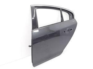  Rear side doors 