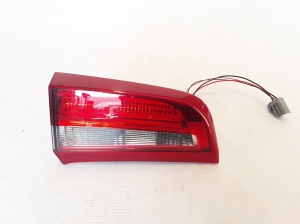   Tail light on trunk lid  - 30796271 