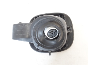  Fuel filler cap 