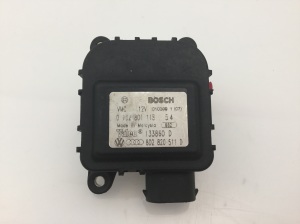 Stellmotor Heizungsklappe - 8D2820511D