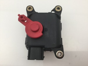 Volkswagen Passat B5 (1997–2005) Stellmotor Heizungsklappe 8D2820511D - 2