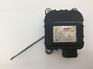 Stellmotor Heizungsklappe - 4B2820511